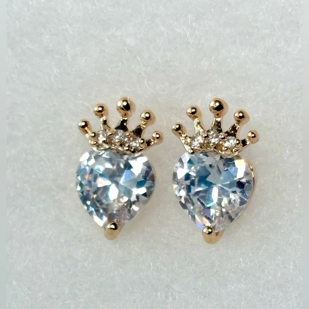 Gold Crown Heart Earrings